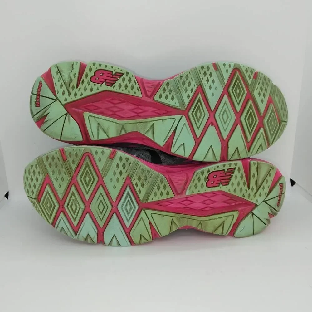 New Balance 790v3 Women's Pre-owned Gray/Pink/Turq. Running Sneakers - sz. 8 1/2